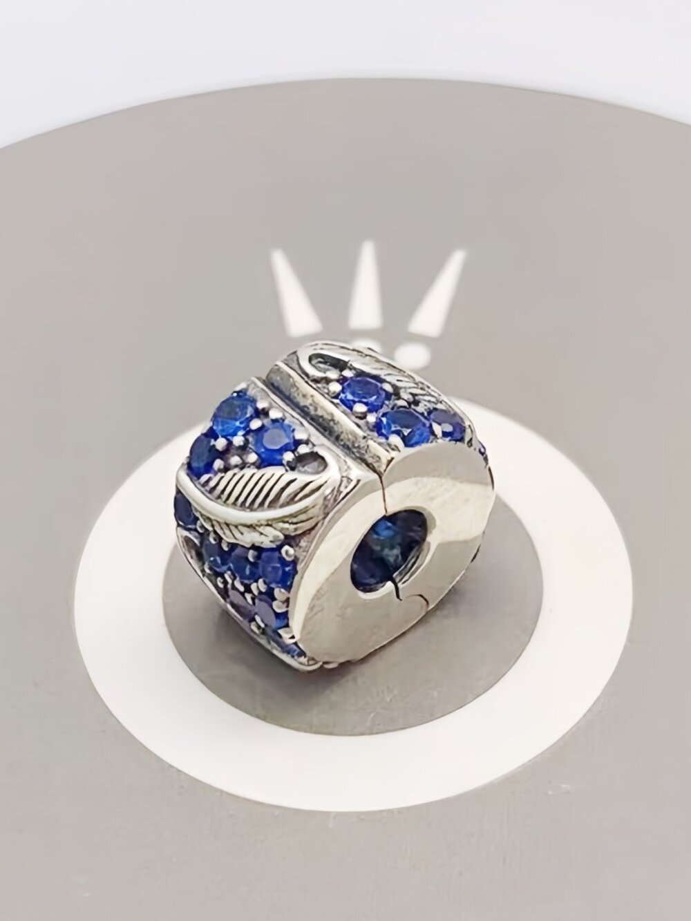 Pandora Curved Feather & Pavé Clip Charm
